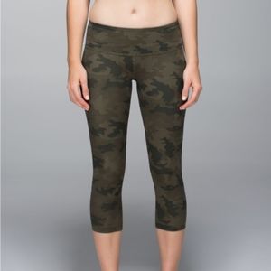 Lululemon Wunder Under Crop Savasana Camo